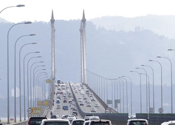 Partial bridge closure for maiden ride